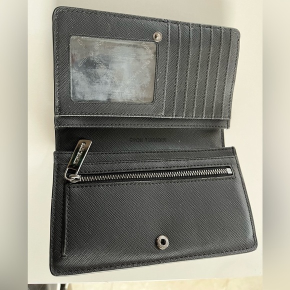 Michale Kors Wallet Black Leather - Picture 2 of 4